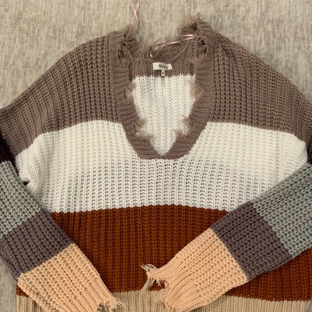 Color Block Sweater With Fringe Bottom - image 1